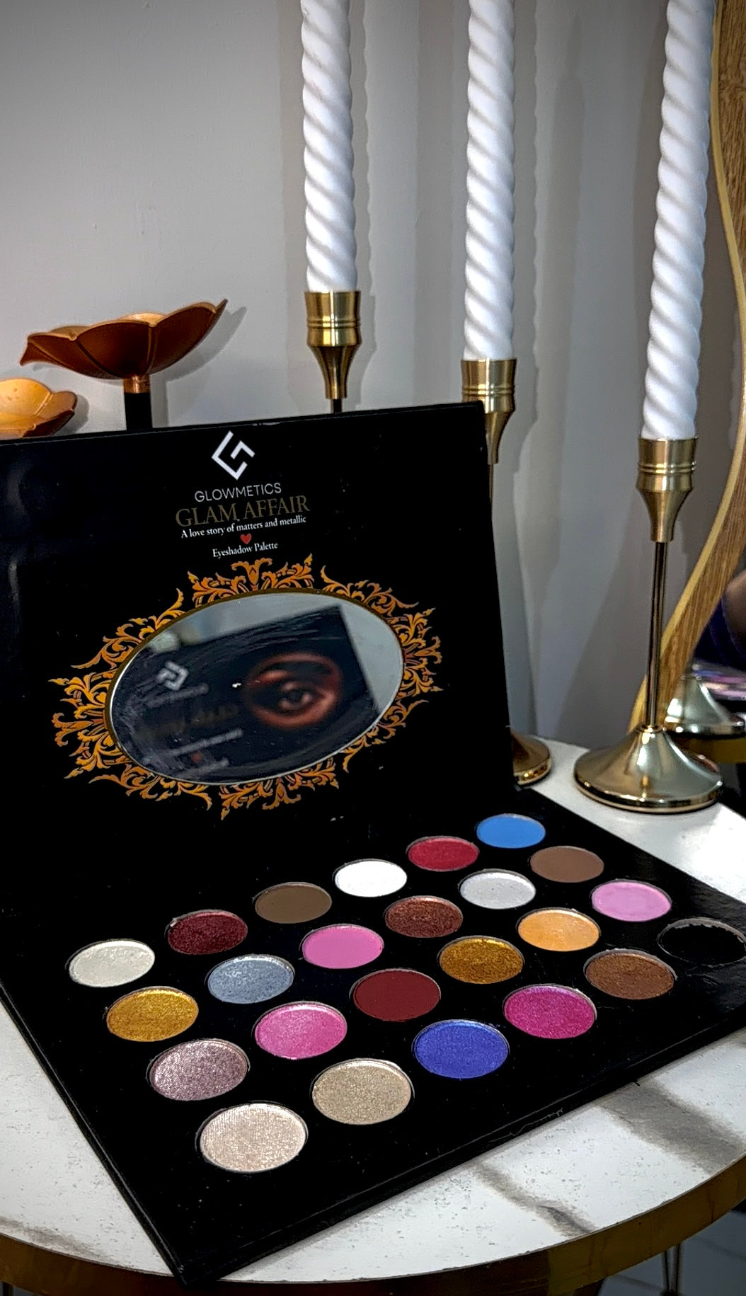 Glam Affair 24-Color Palette
